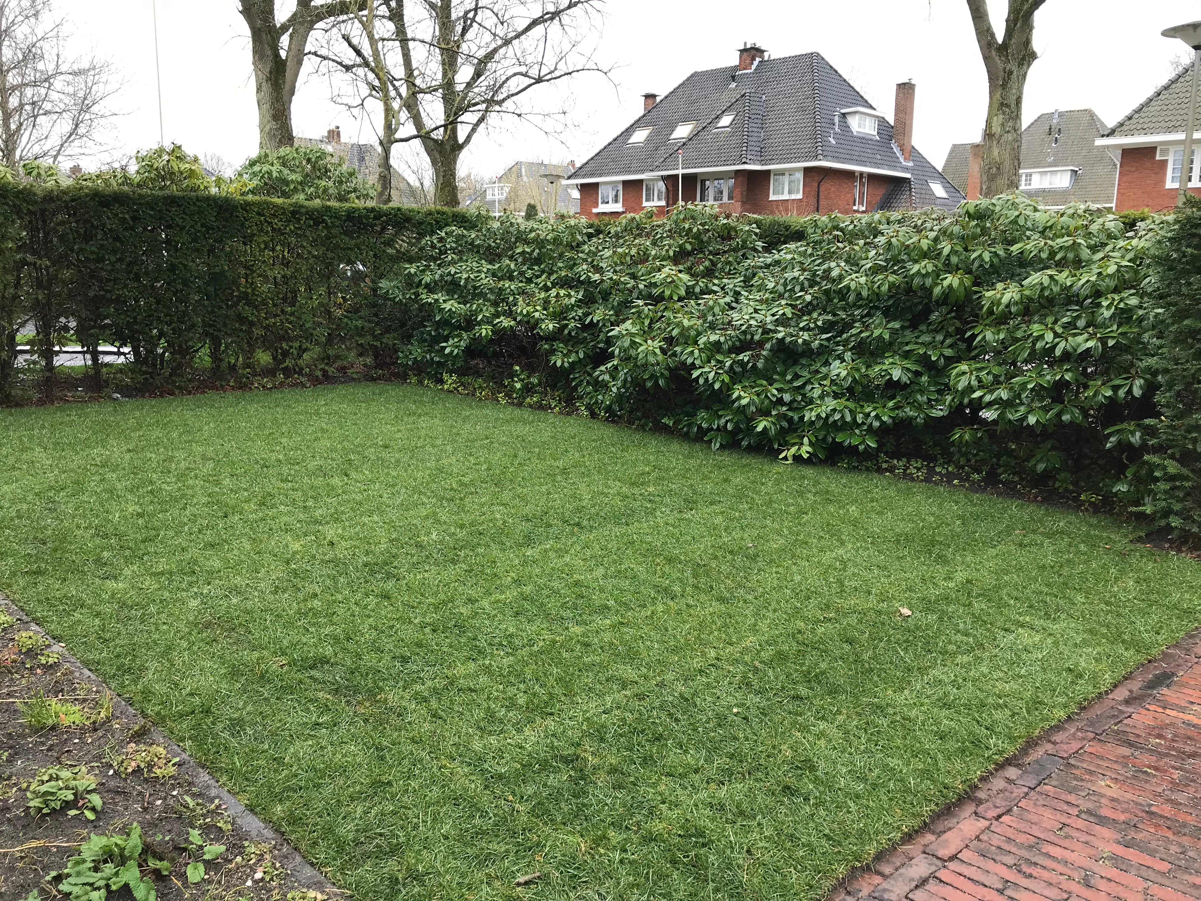 Graszoden laten leggen - 101 m² tot 200 m²